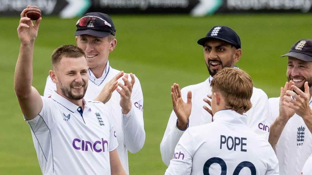 IND vs ENG: भारत से भिड़ने से पहले इंग्लैंड के लिए बुरी खबर, इस खिलाड़ी की चोट ने बढ़ाई टीम की टेंशन