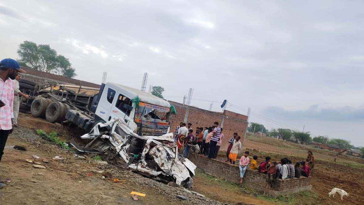 MP Road Accident: झाबुआ में दर्दनाक सड़क हादसा, 9 की मौत और एक घायल
