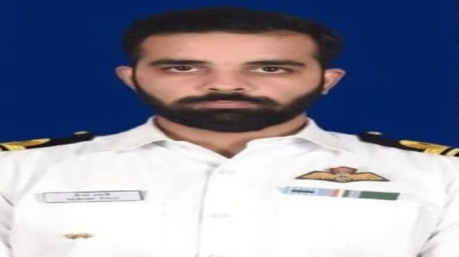 Ghaziabad News, modinagar news, Ghaziabad, Ghaziabad Latest News, Vaibhav Tyagi, Gallantry Award, Red Sea, Chief of Naval Staff, गाजियाबाद खबर, गाजियाबाद, गाजियाबाद ताजा खबर, मोदीनगर खबर, वैभव त्यागी, गैलेंट्री अवार्ड, लाल सागर, नौसेना अध्यक्ष