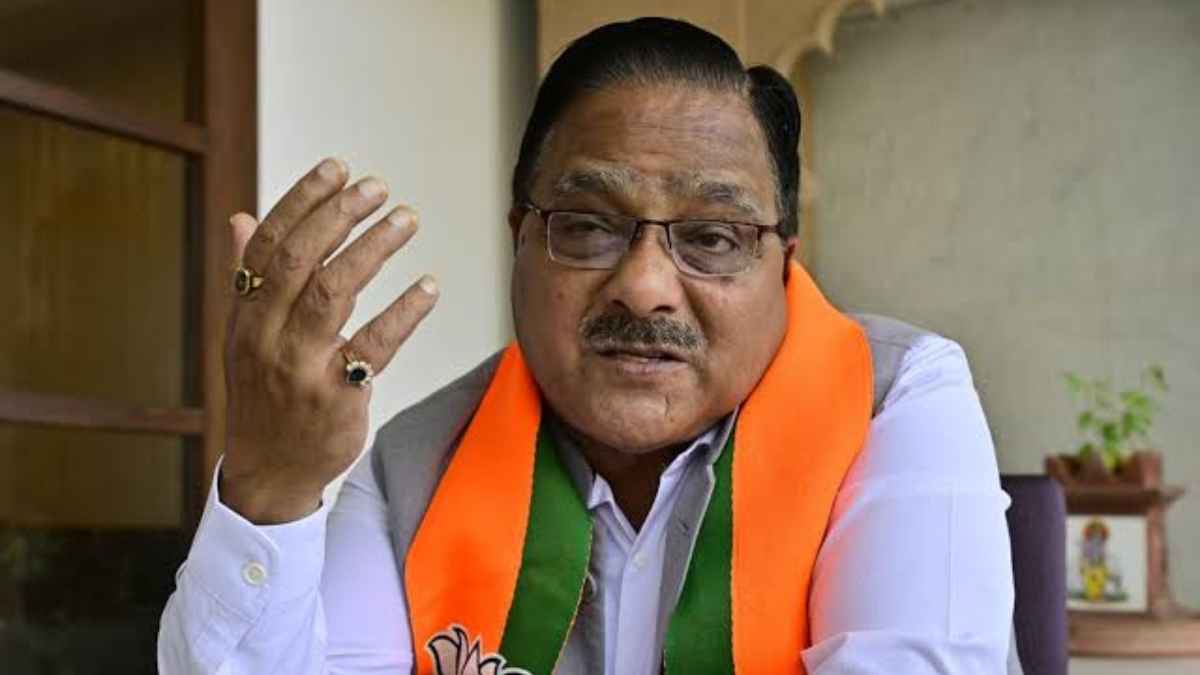 'राजीव गांधी रोबोट पीएम दे गए...', पूर्व प्रधानमंत्री पर राजस्थान बीजेपी प्रभारी ने दिया विवादित बयान