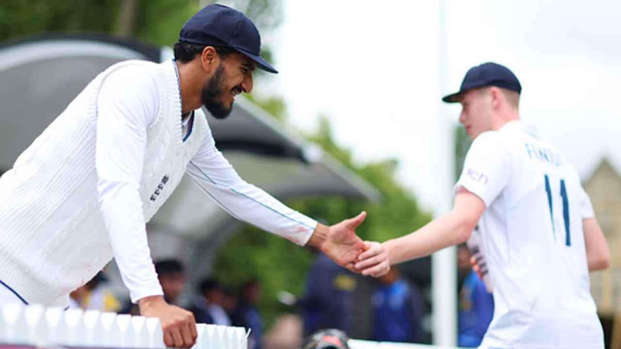 IND vs ENG: इंग्लैंड की टीम ने बदला कप्तान, अच्छे प्रदर्शन के बाद भी हुआ टीम से बाहर