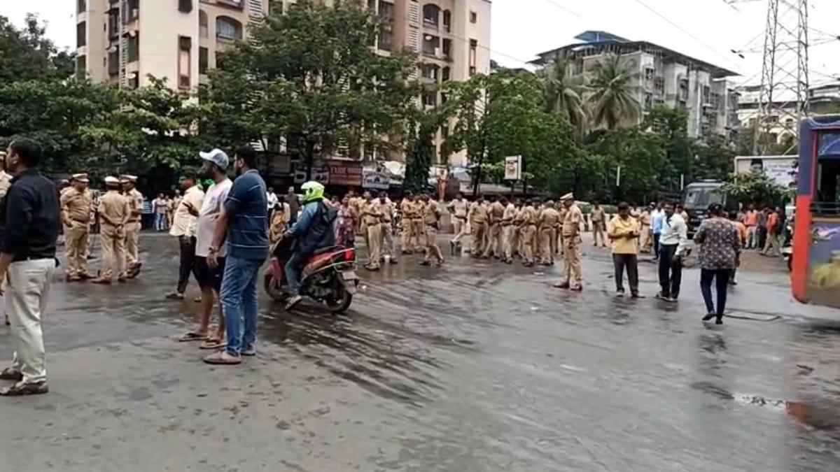 मनसे के कई कार्यकर्ता पुलिस की हिरासत में, बिना अनुमति रैली निकालने का आरोप