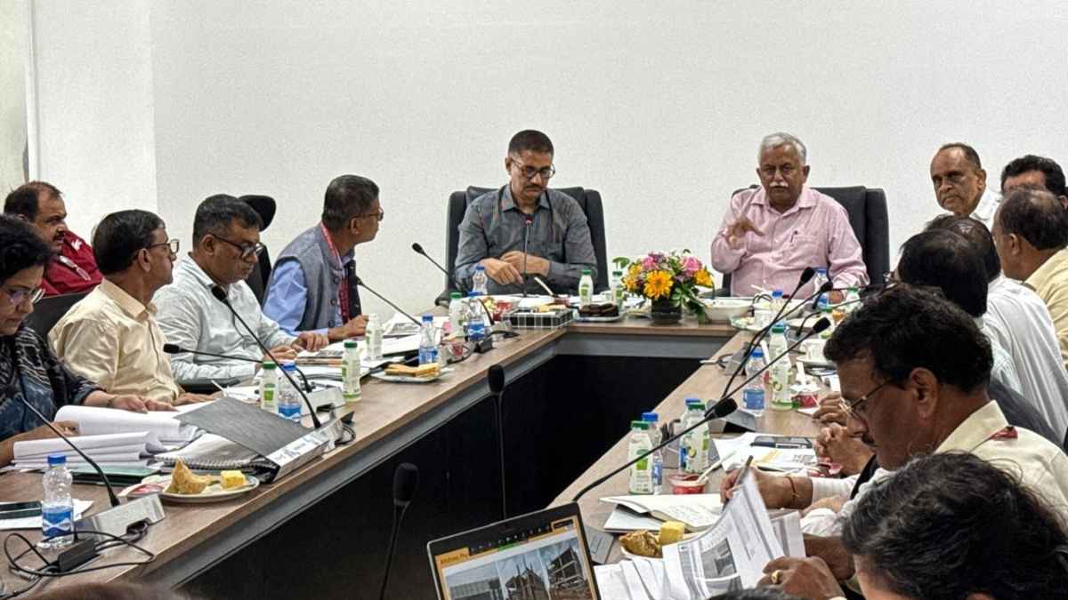 Greater Noida News: ग्रेटर नोएडा के मेडिकल डिवाइस पार्क में निवेश को मिलेगी गति, अमेरिका से तकनीक लेकर 50 देशों में होगा उत्पादों का निर्यात