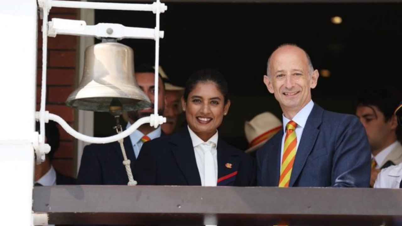 IND vs ENG: लॉर्ड्स टेस्ट के चौथे दिन दिखा शानदार नजारा, दिग्गज मिताली राज को मिला बड़ा सम्मान