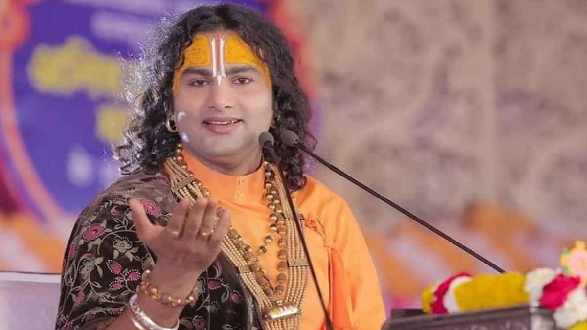 Aniruddhacharya Maharaj, Narrator Aniruddhacharya, Aniruddhacharya Video Viral, अनिरुद्धाचार्य महाराज, कथावाचक अनिरुद्धाचार्य, अनिरुद्धाचार्य वीडियो वायरल