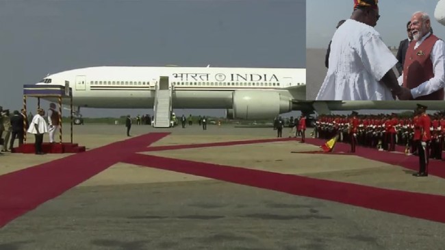 Prime Minister Narendra Modi, Ghana, President John Mahama, Welcome, Latest News, प्रधानमंत्री नरेंद्र मोदी, घाना, राष्ट्रपति जॉन महामा, स्वागत, ताजा खबर