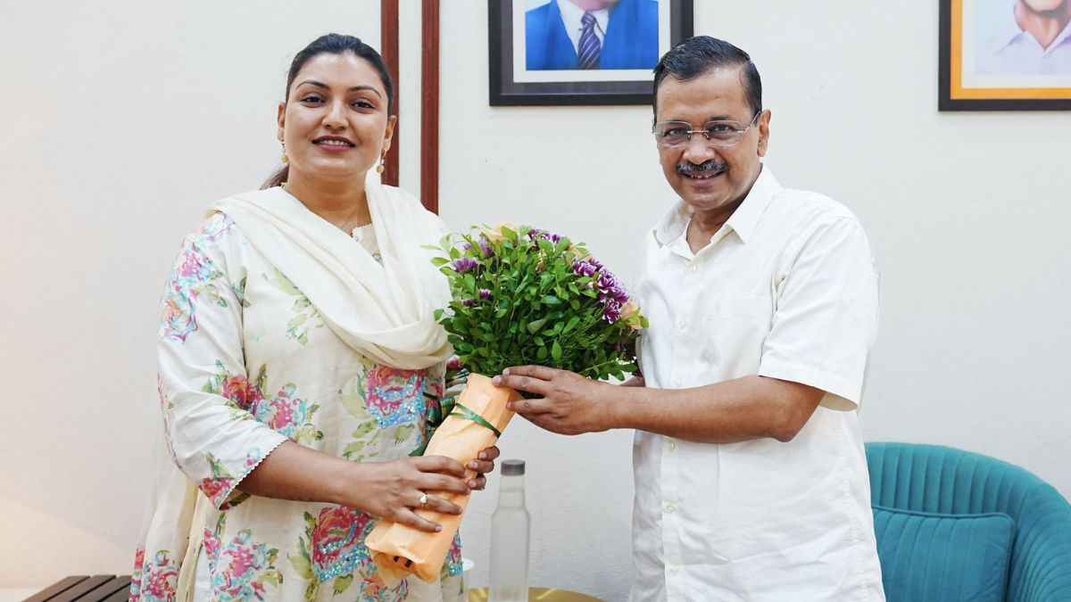 पंजाब में आम आदमी पार्टी को झटका, MLA अनमोल गगन मान ने दिया इस्तीफा