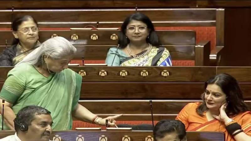 SP MP Jaya Bachchan Got Angry