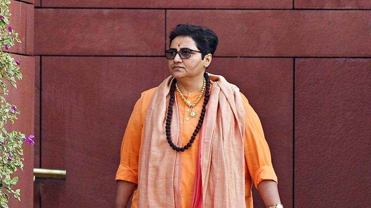 Malegaon Blast Case: कौन हैं प्रज्ञा सिंह ठाकुर? RSS नेता की हत्या का भी लग चुका है आरोप