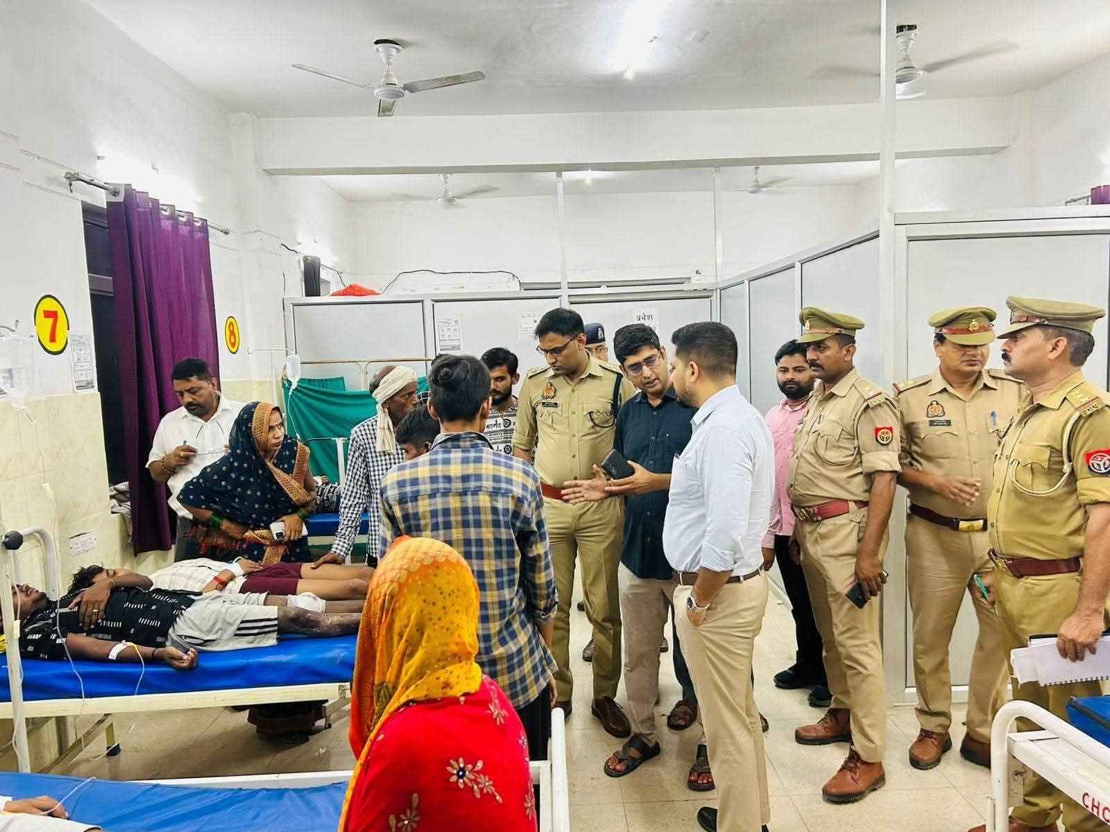 सावन के तीसरे सोमवार पर बाराबंकी के मंदिर में भगदड़, 2 की मौत और दो दर्जन श्रद्धालु घायल