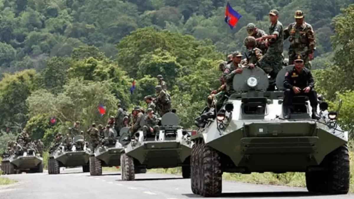 Thailand, Thailand and Cambodia War, Martial law imposed, Cambodia, National Parks, थाईलैंड, थाईलैंड और कंबोडिया युद्ध, मार्शल लॉ लागू, कंबोडिया, राष्ट्रीय उद्यान