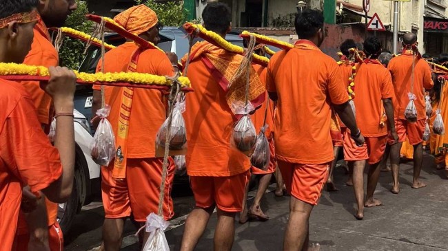 कांवड़ यात्रा 2025 Ghaziabad News, modinagar news, modinagar police, Kanwariyas, Kanwar Yatra 2025, Ghaziabad, Ghaziabad Latest News, गाजियाबाद खबर, गाजियाबाद, गाजियाबाद ताजा खबर, कांवड़ियां, कांवड़ यात्रा 2025, मोदीनगर खबर, मोदीनगर पुलिस