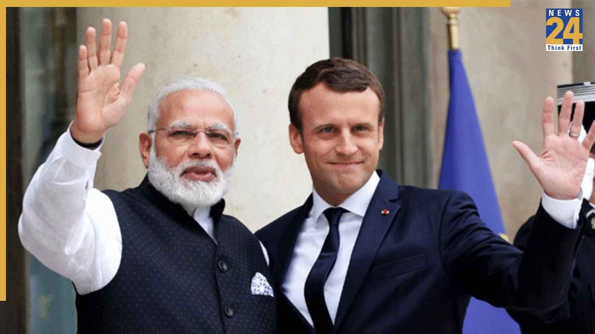 पीएम मोदी ने फ्रांस के राष्ट्रपति मैक्रों से बात की।