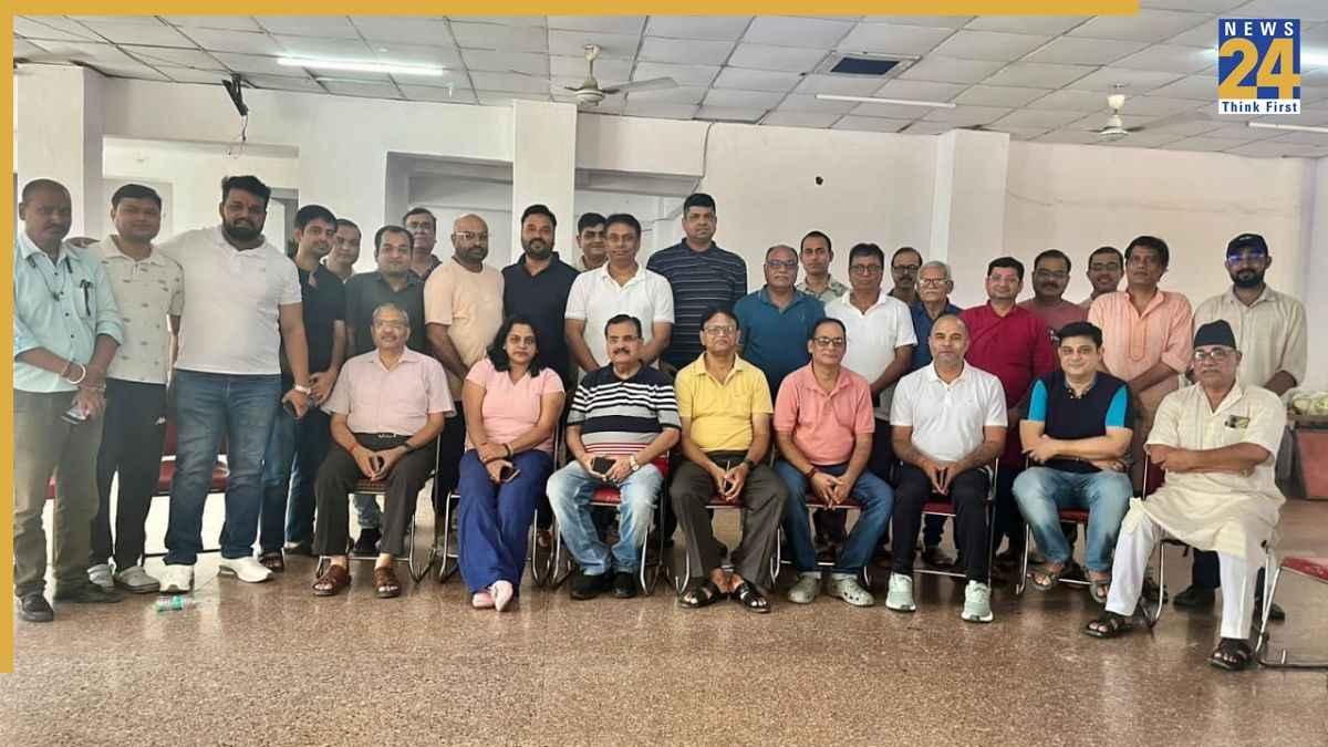 Ghaziabad News: राजनगर एक्सटेंशन में वैदिक परंपरा से होगा सामूहिक दुर्गा पूजा का आयोजन, 50 से अधिक सोसायटी का रहेगा सहयोग