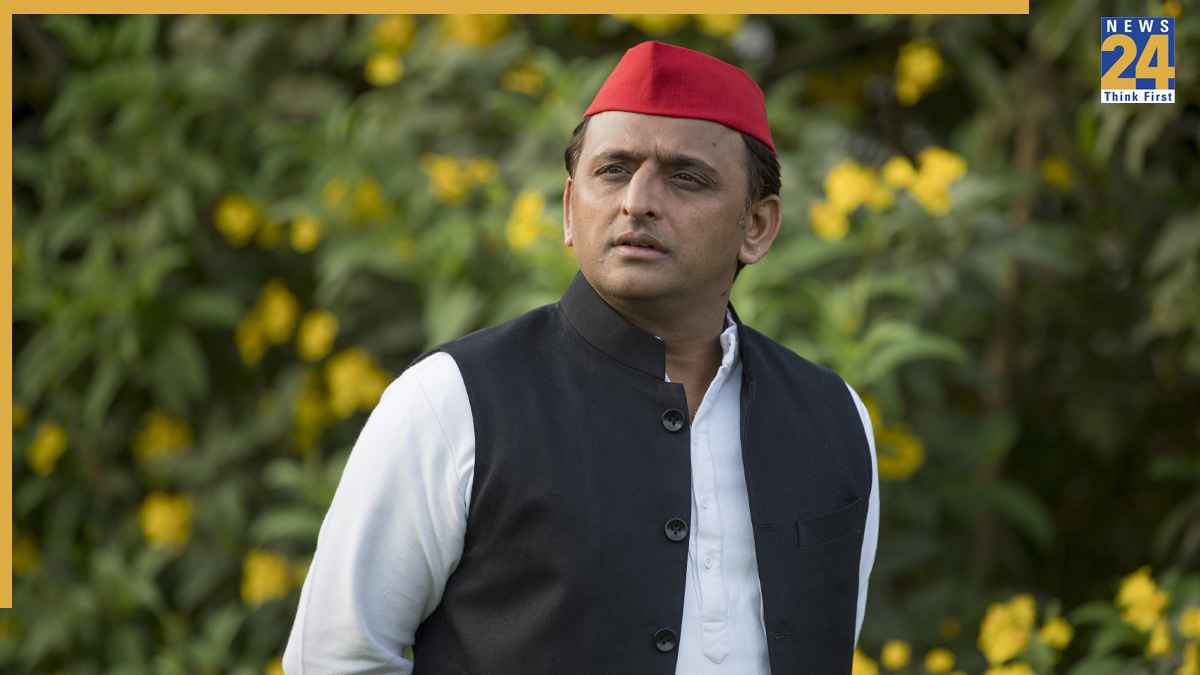 Akhilesh Yadav | Samajwadi Party | Yogi Adityanath