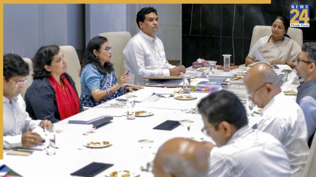 Delhi Government, Cabinet Meeting, CM Rekha Gupta, Delhi News, Nursing Intern Staff, News 24, दिल्ली सरकार, कैबिनेट बैठक, सीएम रेखा गुप्ता, दिल्ली समाचार, नर्सिंग इंटर्न स्टाफ, न्यूज़ 24