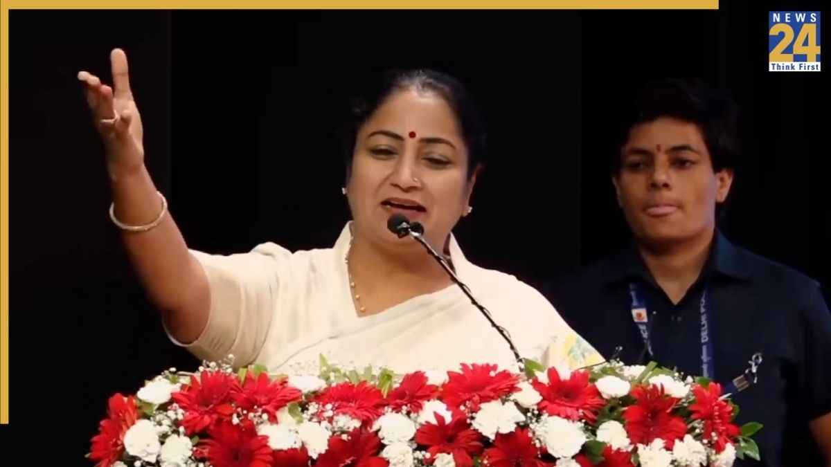 'मुझे तूफानों से जूझने की आदत, आसुरी शक्ति से डरने वाली नहीं', हमले के बाद CM रेखा गुप्ता का बयान