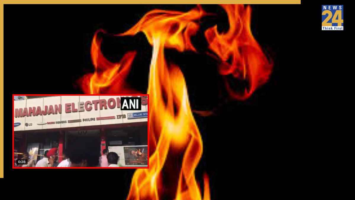 FIRE NEWS IN DELHI