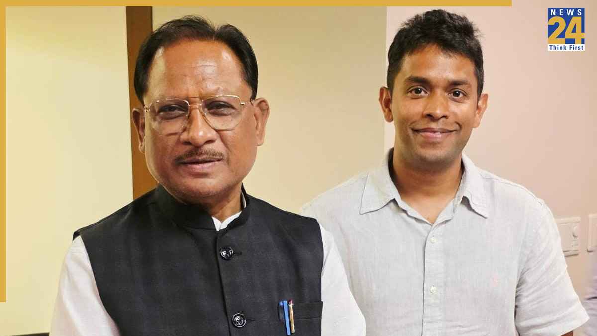 CM विष्णुदेव साय की जापान में अविनाश तिवारी से मुलाकात, छत्तीसगढ़ में औद्योगिक निवेश की संभावनाओं पर चर्चा