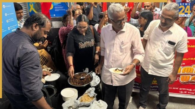 Kerala News, Kerala Beef Festival, Canara bank, Canara Bank Manager, Kerala, News24, केरल समाचार, केरल बीफ़ महोत्सव, केनरा बैंक, केनरा बैंक प्रबंधक, केरल, न्यूज़24