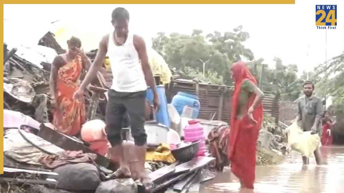 नांदेड़ में बादल फटने से 8 की मौत, मलबे-पानी से निकाले गए 500 लोग, रेस्क्यू ऑपरेशन में जुटी है सेना