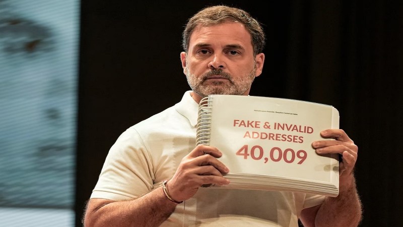 Election Commision, Rahul Gandhi, Aditya Srivastava, Mumbai, Lucknow, Voter Card, Vote चुनाव आयोग, राहुल गांधी, आदित्य श्रीवास्तव, मुंबई, लखनऊ, वोटर कार्ड, वोट