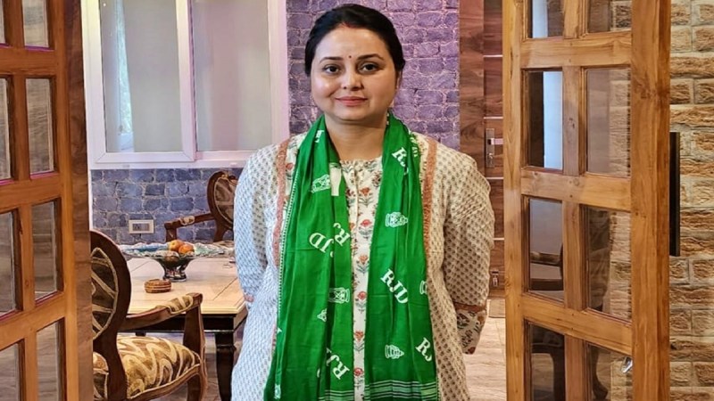 Bihar News, RJD Supremo Lalu Prashad Yadav, Tejashvi Yadav, Rohini Acharya, Election Commision, Bihar, बिहार समाचार, राजद सुप्रीमो लालू प्रसाद यादव, तेजस्वी यादव, रोहिणी आचार्य, चुनाव आयोग, बिहार