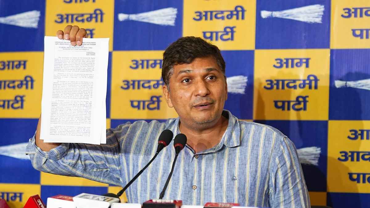'भ्रष्टाचार को छिपाने के लिए दस्तावेज नष्ट कर रही भाजपा सरकार', आप नेता सौरभ भारद्वाज ने लगाया आरोप