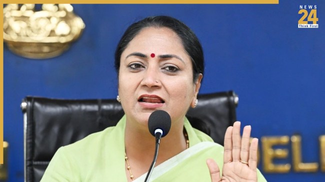 दिल्ली सीएम रेखा गुप्ता पर हुआ था हमला।