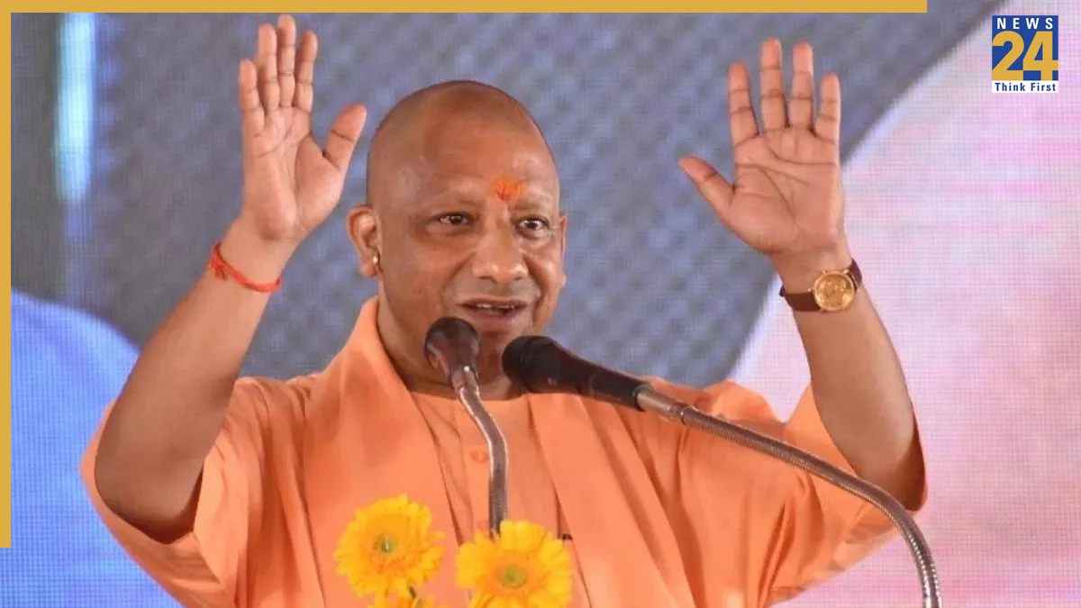 नवरात्र पर यूपी सरकार का बड़ा फैसला, फरवरी-मार्च के बजाय सितंबर में ही छात्रों को मिलेगी स्कॉलरशिप