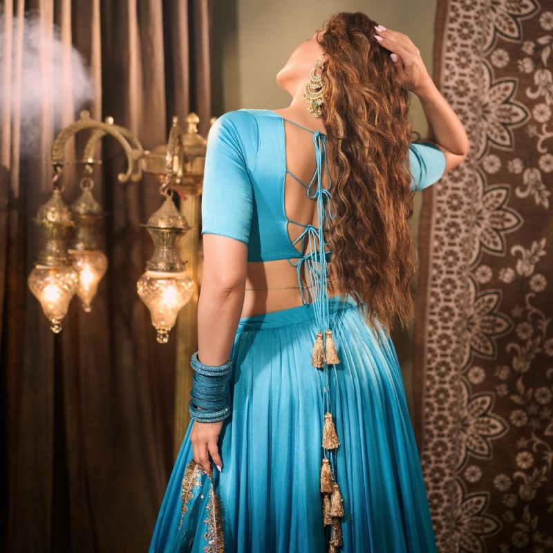 Aamna Sharif-1-2