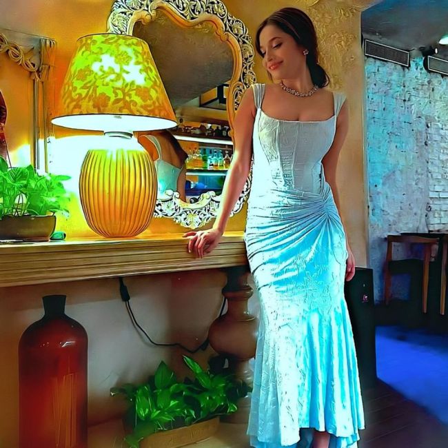 Ankita Lokhande, Ankita Lokhande western look-1-2-3-4-5-6-7