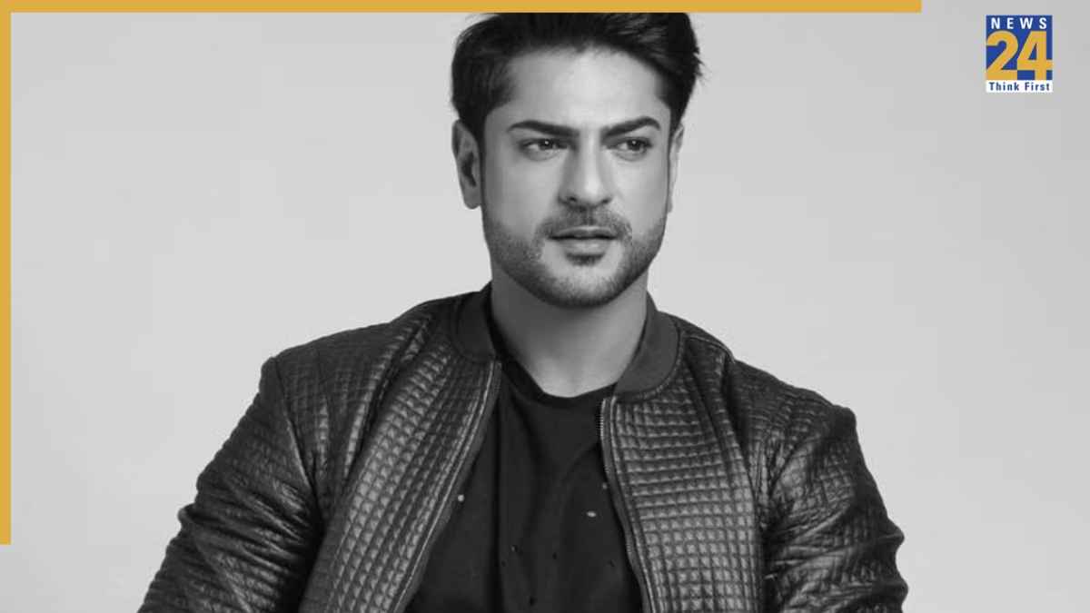 Ashish Kapoor