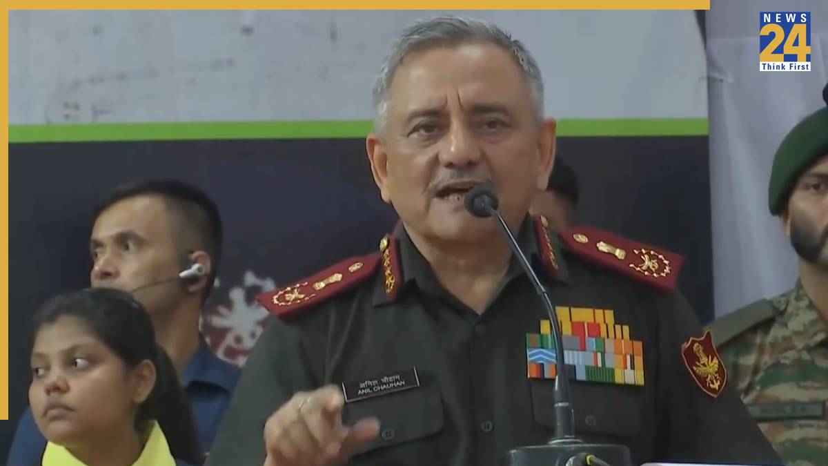 भारत ने रात 1.30 बजे ही क्यों किया था हमला? CDS अनिल चौहान का ऑपरेशन सिंदूर पर बड़ा खुलासा