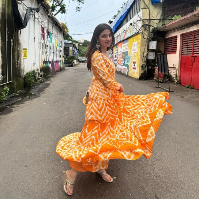 Divya Khosla Kumar-1-2-3-4-5-6-7-8