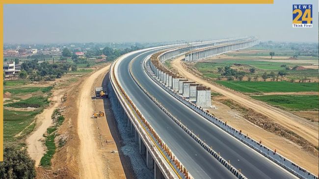 Ganga Expressway, Meerut, Prayagraj, Amroha, Industrial Green Corridor, November, गंगा एक्सप्रेसवे, मेरठ, प्रयागराज, अमरोहा, औद्योगिक ग्रीन गलियारा, नवंबर