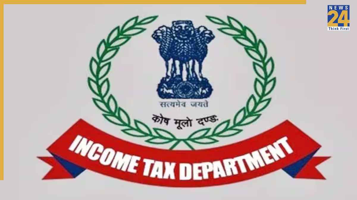 ITR Filing 2025: फॉर्म 16 के बिना भी ITR हो सकती है फाइल, पर एक पेंच, टैक्स बचाना होगा मुश्किल