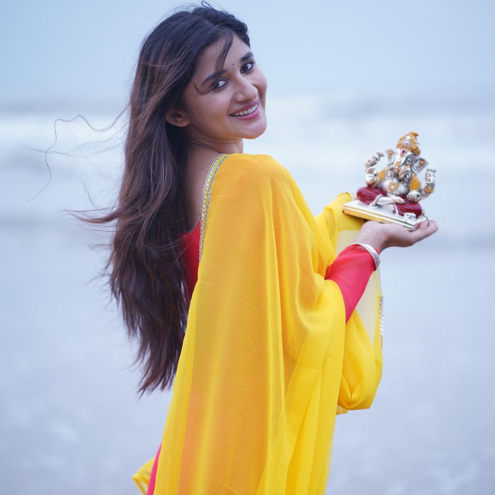 Nikita Dutta Akanksha Puri Nikita Dutta Akanksha Puri-1-2-3-4-5-6