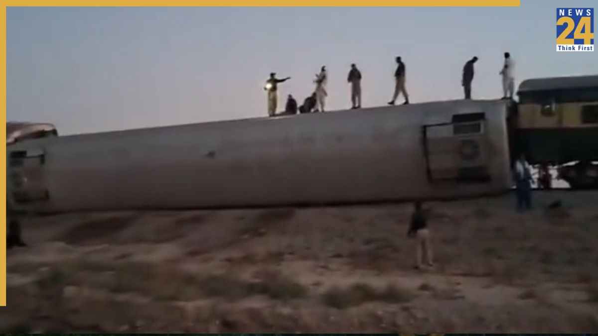 Pakistan Train