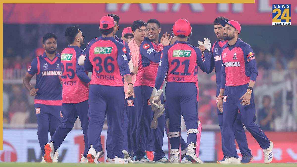 IPL 2026: राहुल द्रविड़ के बाद एक दिग्गज ने छोड़ा राजस्थान रॉयल्स का साथ? फ्रेंचाइजी कर रही है बड़े बदलाव 