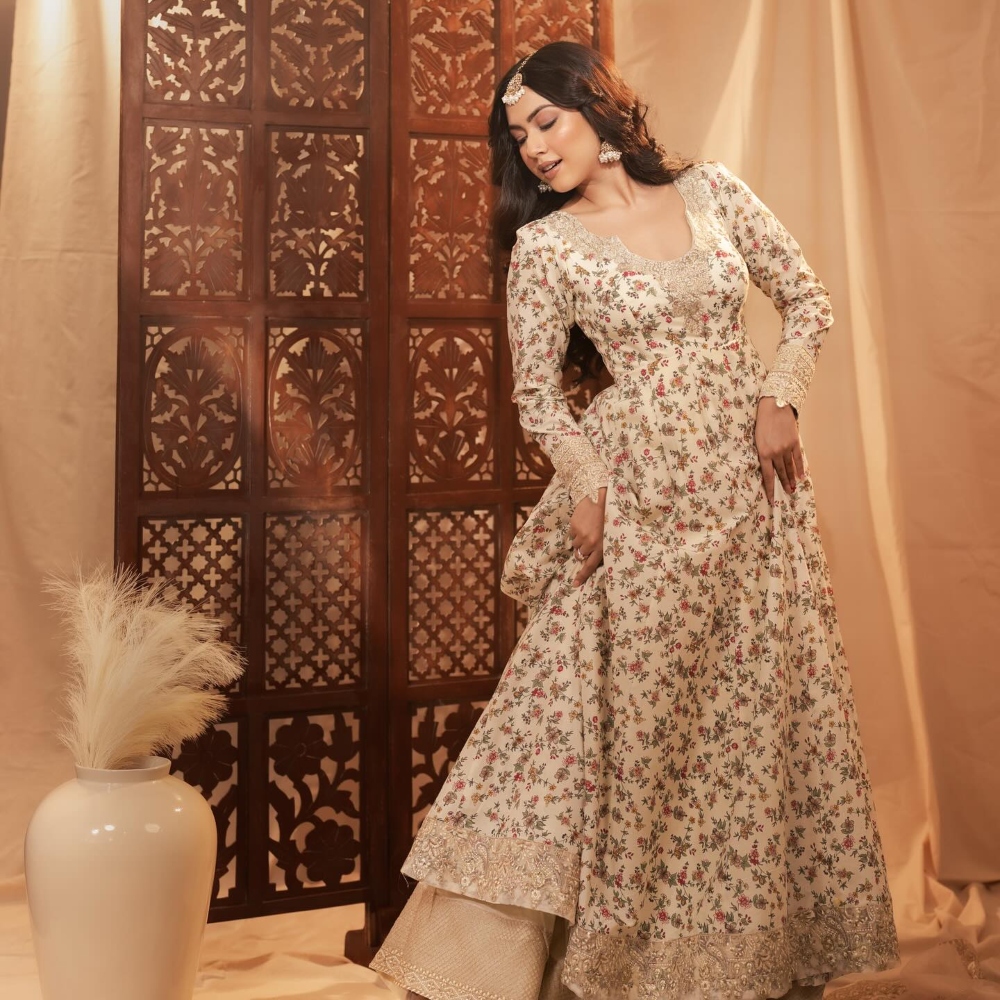 Reem Shaikh Reem Shaikh-1-2-3-4-5-6