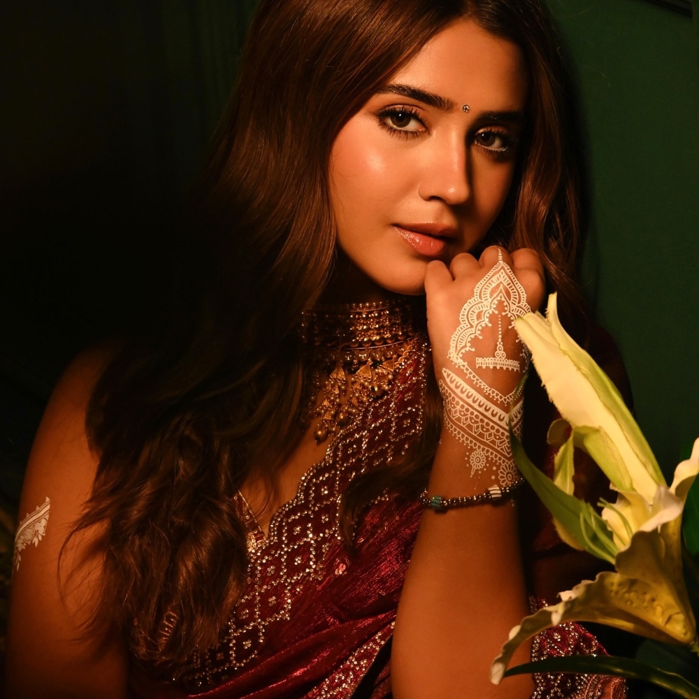 Roshni Walia Roshni Walia-1-2-3