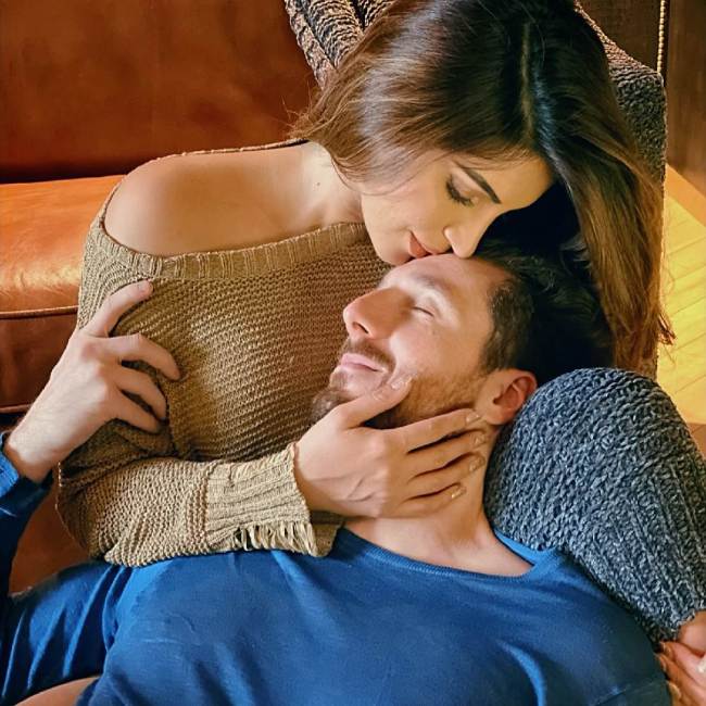 Shama Sikander, Shama Sikander husband, Shama Sikander photos-1-2