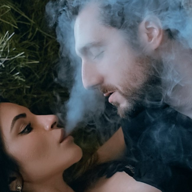 Shama Sikander, Shama Sikander husband, Shama Sikander photos-1-2-3