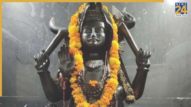 Shani Dev Chalisa And Aarti Lyrics