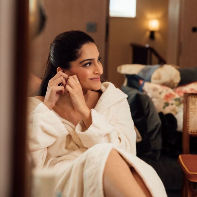 Sonam Kapoor, Sonam Kapoor photos, Sonam Kapoor instagram-1-2-3-4-5-6-7