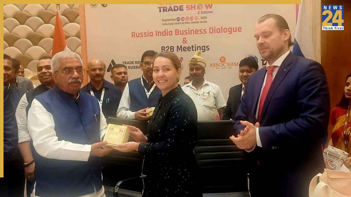 UP International Trade Show में अमेरिकी टैरिफ को पटखनी, भारत-रूस व्यापार में आया उछाल