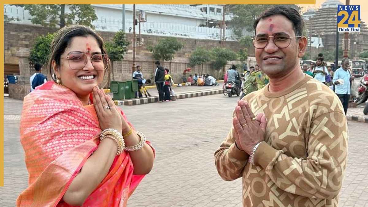Nirahua, Nirahua Dinesh Lal Yadav, Nirahua Calls lucky to Amrapali Dubey