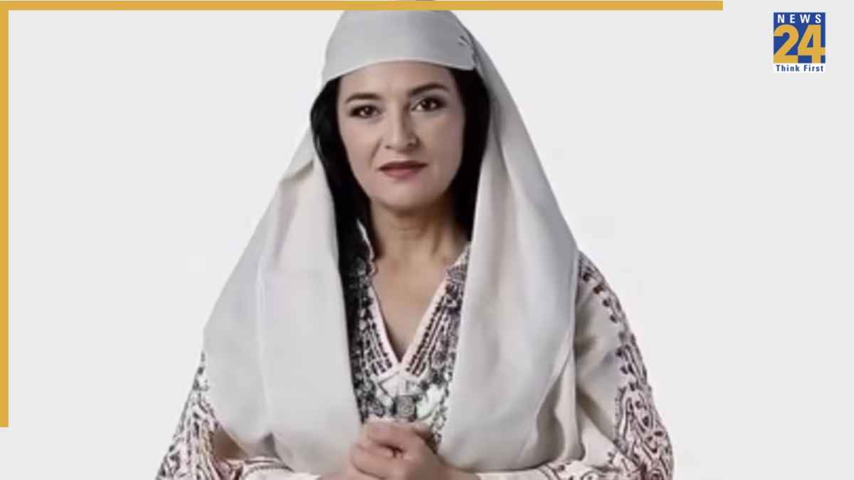 इस देश में बनी दुनिया की पहली AI मंत्री, करप्शन से करेगी देश को मुक्त; विपक्ष ने उठाए कई सवाल