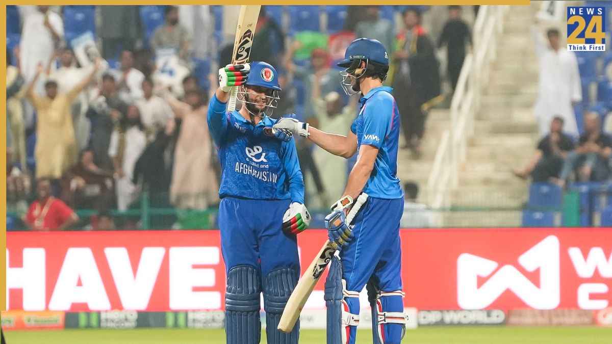 Asia Cup 2025: अजमतुल्लाह उमरजई ने रच दिया इतिहास, ऐसा करने वाले बने अफगानिस्तान के पहले खिलाड़ी